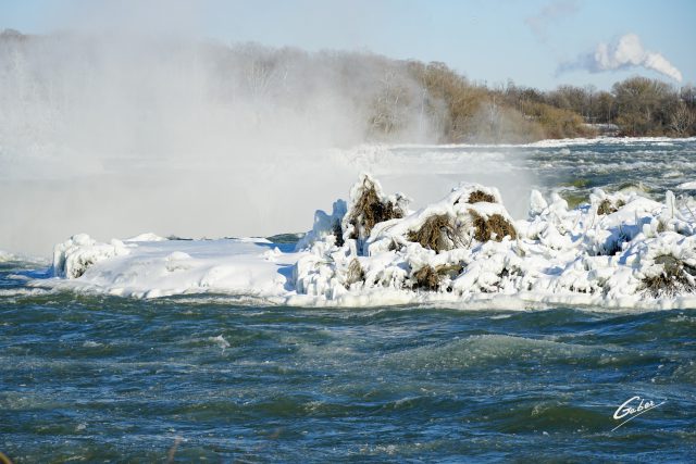 Winter Scenes, Niagara Falls, Canada, 2019  03