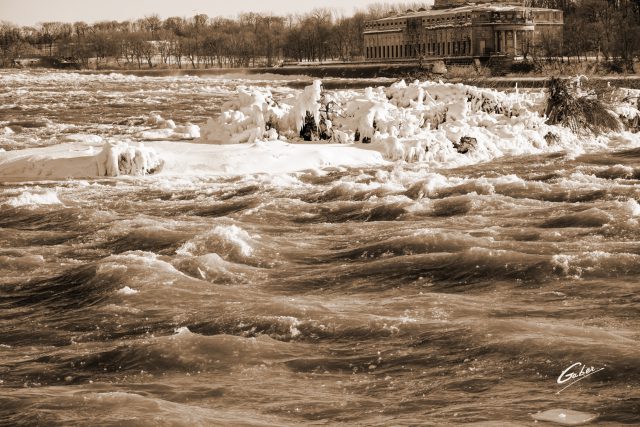 Winter Scenes, Niagara Falls, Canada, 2019  05