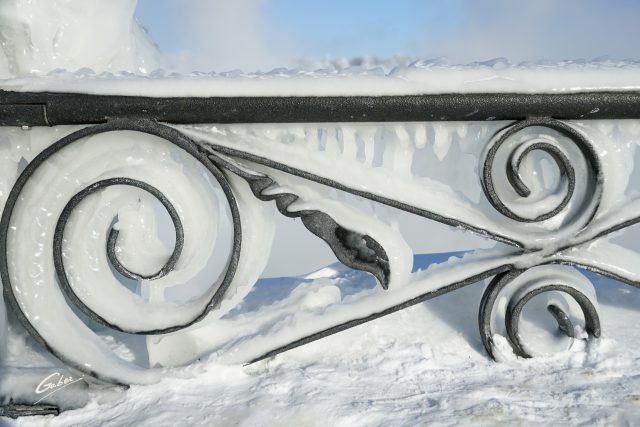 Winter Scenes, Niagara Falls, Canada, 2019  09