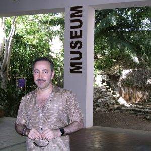 El pintor impresionista Antoine Gaber realizó su primera exposición a nivel internacional con un grupo de artistas en México con el Programa Pasión por la Vida inaugurándola en el Museo de la Cultura Maya en Chetumal en el Estado de Quintana Roo, México.