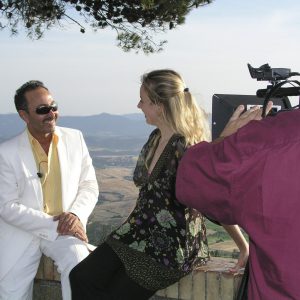Algunas imágenes tomadas durante la realización del video de la exposición Pasión por la Vida de Antoine Gaber en Volterra.