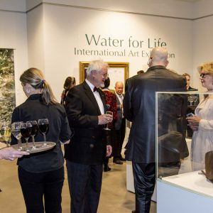 Water for Life, exposición internacional de arte, primera edición, inauguración en el Museo de Historia de las Cataratas del Niágara, Cataratas del Niágara.
