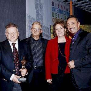 From left to right: President of the Florence Biennale , Pasquale Celona with the prize “Artists for Human Rights”, The Director of the Biennale, Piero Celona, Susanna Agostini President of the Health Commission and Social Politics of Florence, and Artist Painter and cancer researcher Antoine Gaber.