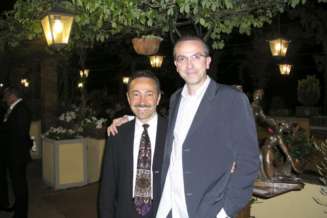 Antoine Gaber con Alessandro Masti, famoso locutor de Radio Toscana Network y maestro de ceremonias de la gala de la noche Acto inaugural de "Pasión por la vida".