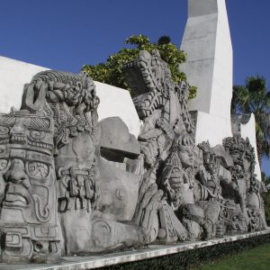 Il pittore impressionista Antoine Gaber realizzò la sua prima mostra collettiva internazionale nel Messico con il Programma benèfico Passione per la Vita nel “Museo de la Cultura Maya” di Chetumal, nello stato di Quintana Roo, Messico.