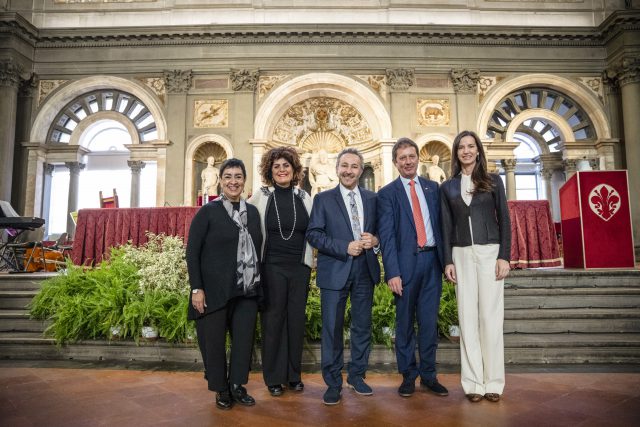 “Water for Life” Children and Adolescent Art Workshop Exhibition, at the Palazzo Vecchio, Salone Dei 500 , in Florence, Italy. Angelina Herrera, Barbara Felleca, Municipal Councilor City of Florence, Antoine Gaber, Vittorio Gasparrini, President of the UNESCO Center of Florence.