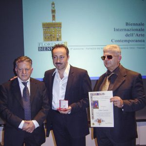 Prof. Pasquale Celona, President of the Florence Biennale, awarded Antoine Gaber with the prestigious Prize of the “Lorenzo il Magnifico”, in recognition of Gaber’s International artistic and social fundraising initiative ” Passion for Life” in support of cancer research.