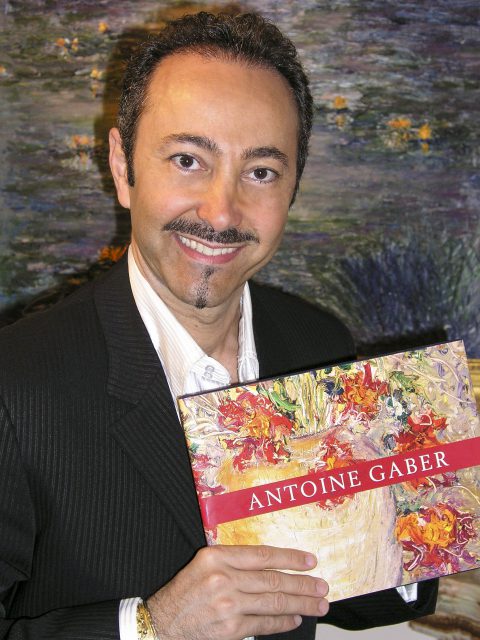 Nel giugno 2005, Antoine Gaber ha celebrato 11 anni della sua carriera artistica. Per questa occasione ha presentato il suo primo libro della sua opera artistica, in tre lingue.